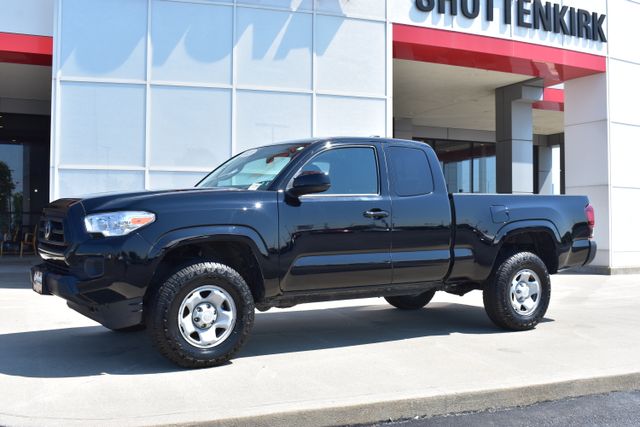 Used 2023 Toyota Tacoma Truck