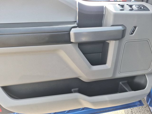 Used 2016 Blue Ford XLT image 12