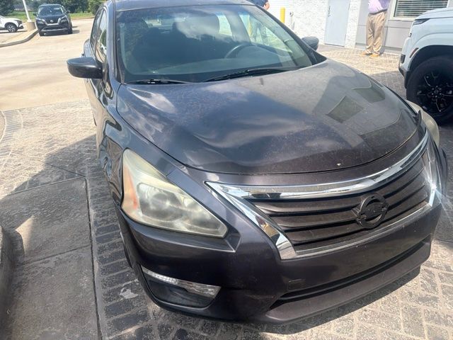 Used 2013 Nissan Altima Sedan