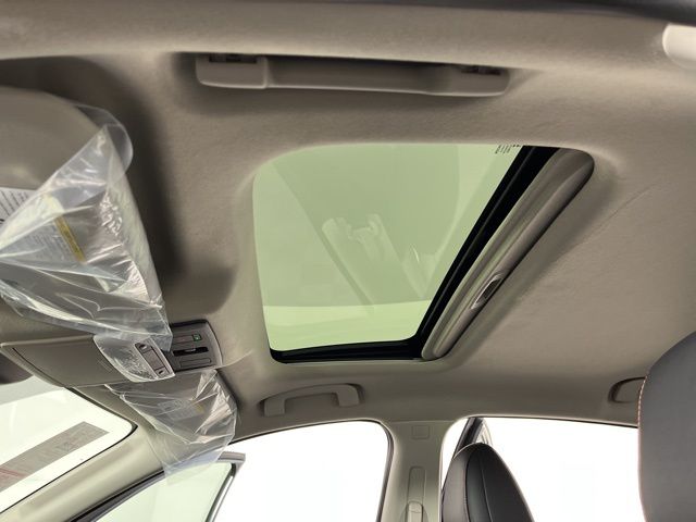 2025 Atlantic Gray Metallic/Super Black Nissan Sentra SR FWD Sedan
