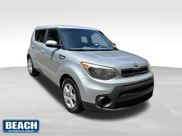 Bright Silver 2018 Kia Soul Wagon Front-Wheel Drive 6-Speed Automatic