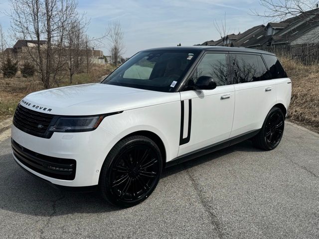 2026 Land Rover Range Rover P530 SE LWB AWD