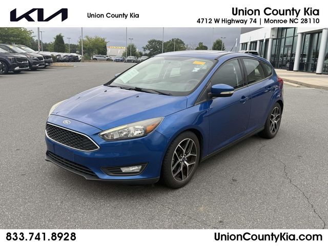 Lightning Blue Metallic 2018 Ford Focus Hatchback Front-Wheel Drive 6-Speed Automatic