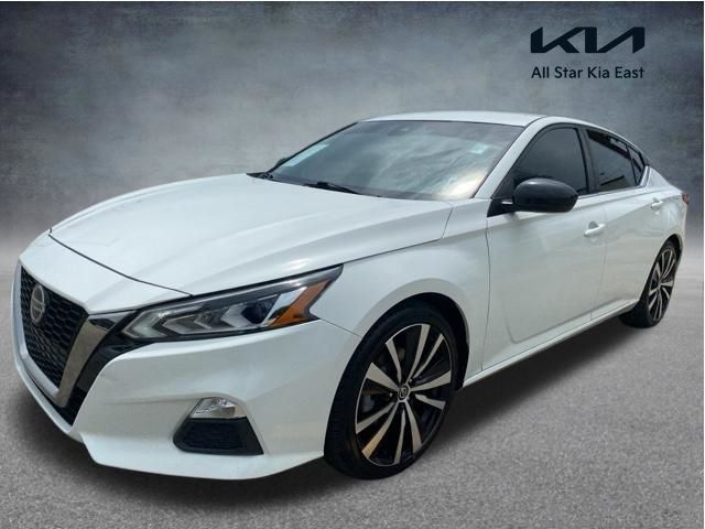 2022 Nissan Altima 2.5 SR FWD