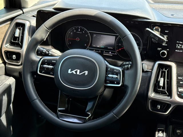 Used 2022 Kia Sorento SUV