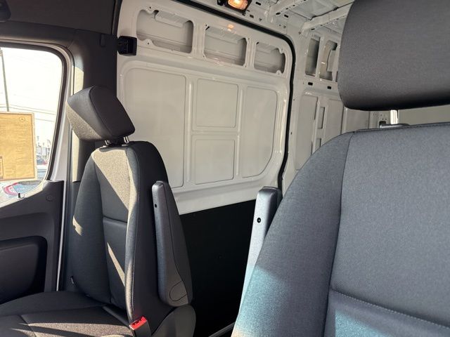 2025 Mercedes-Benz Sprinter 2500 Cargo 144 WB photo