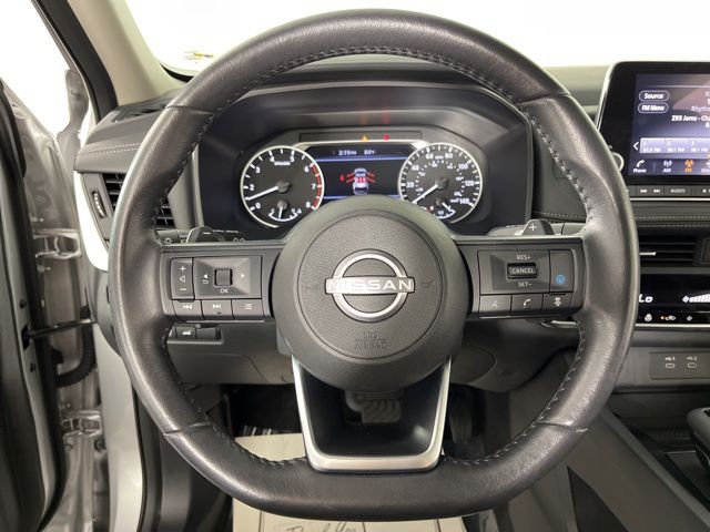 2024 Brilliant Silver Metallic Nissan Rogue SV FWD SUV