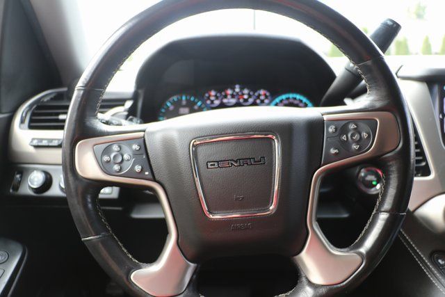 2019 GMC Yukon Denali 12