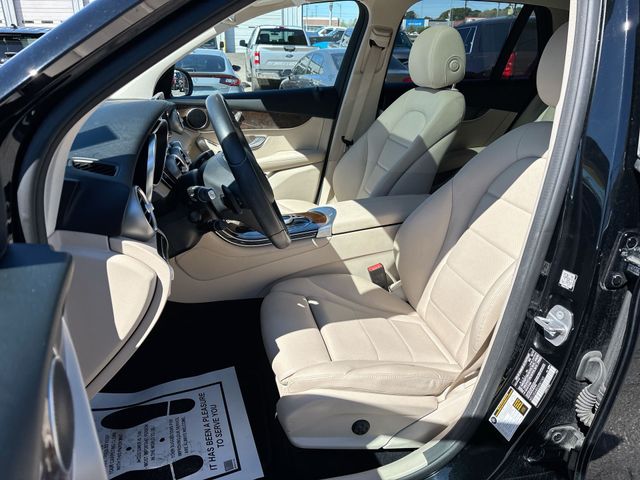 2018 Mercedes-Benz GLC GLC300 - Photo 17