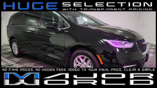 2026 Chrysler Pacifica Select FWD