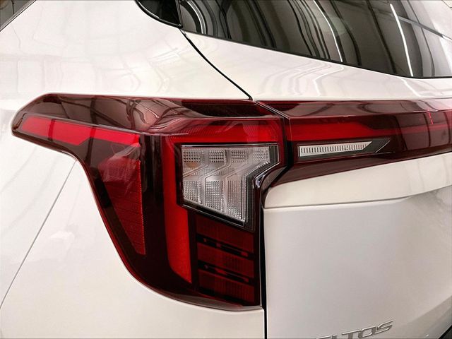 2024 Kia Seltos SX White at Subaru and VW of Moon Township