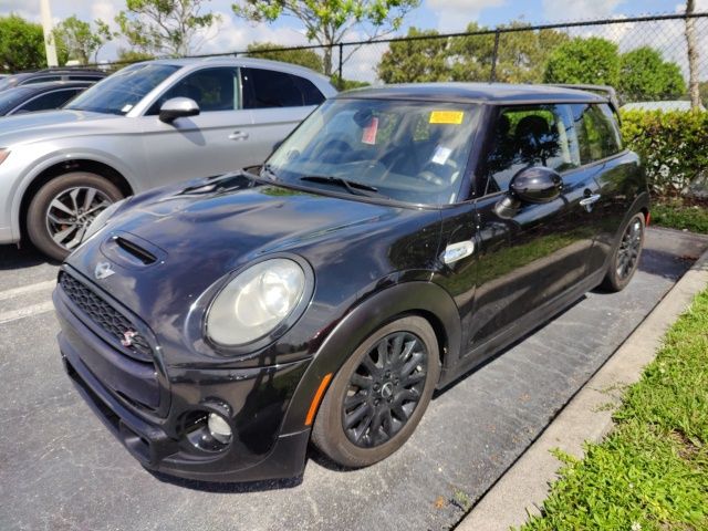 2017 MINI Cooper S Base 7