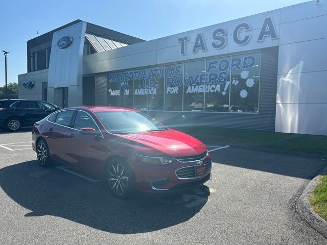 Cajun Red Tintcoat 2018 Chevrolet Malibu Sedan Front-Wheel Drive 6-Speed Automatic