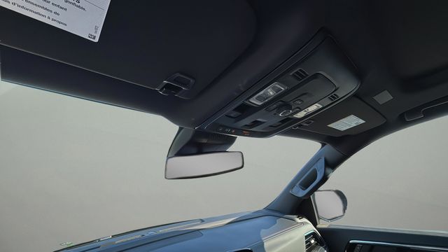 Used 2025 Gray Chevrolet RST image 27