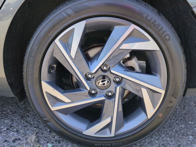 used 2025 Hyundai Elantra car, priced at $21,800