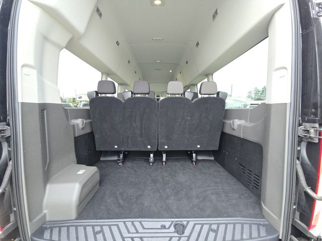 2025 Ford Transit-350 XLT:B02184