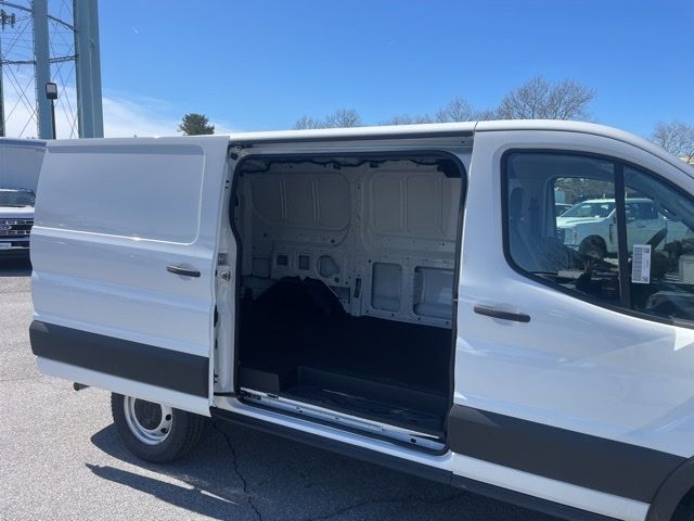 2025 Ford Transit 250