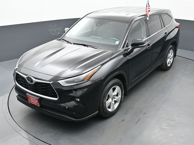 2021 Toyota Highlander LE 45