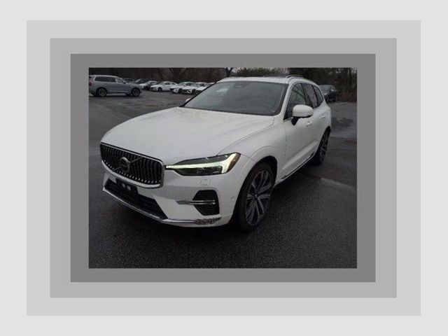 Crystal White 2023 Volvo XC60 B5 Ultimate Bright Theme AWD SUV / Crossover All-Wheel Drive Automatic