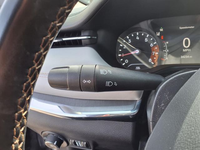 Used 2022 Silver Jeep Limited image 19