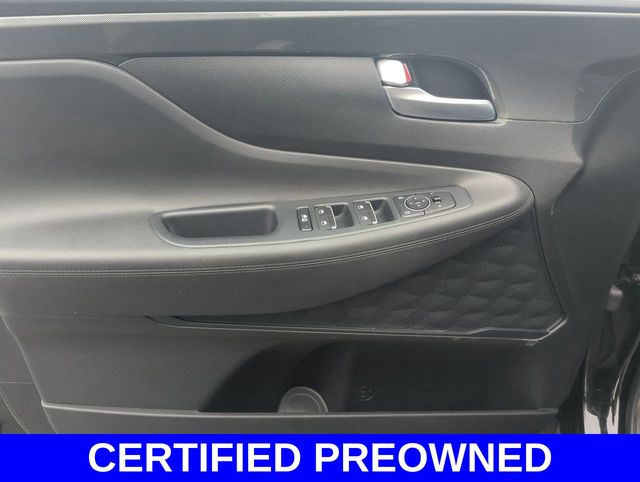2022 Hyundai Santa Fe SEL photo