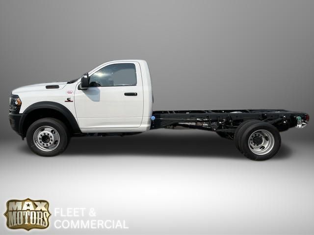 2024 Ram 5500HD Tradesman 4