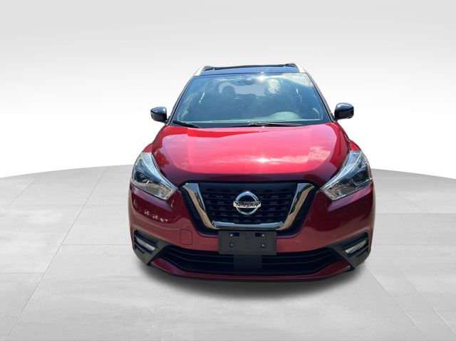 2020 Nissan Kicks SR 3