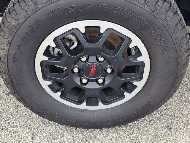 2025 Toyota Tacoma TRD Off-Road:B02394