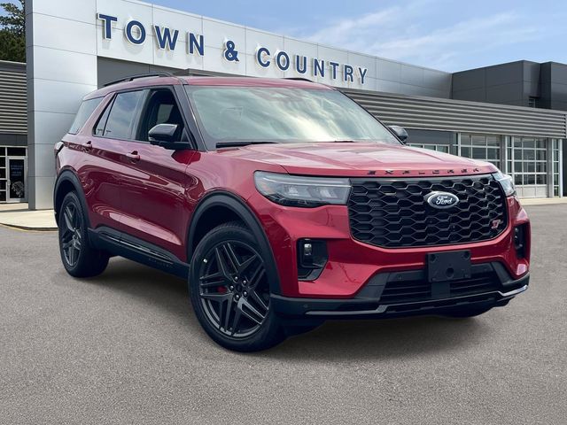 Carbonized Gray Metallic 2026 Ford Explorer SUV / Crossover All-Wheel Drive Automatic