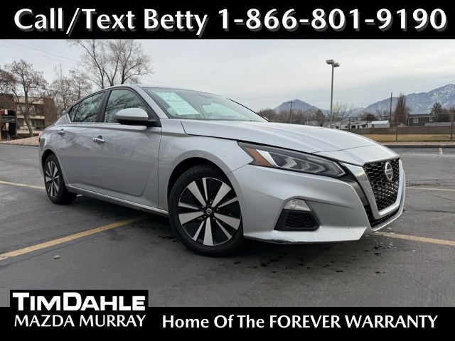 2022 Nissan Altima 2.5 SV FWD