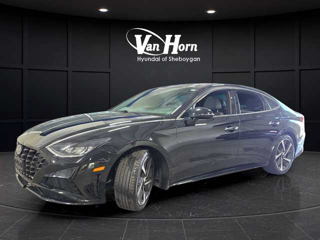 Used 2021 Phantom Black Hyundai SEL Plus image 7