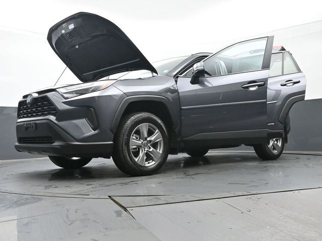 2024 Toyota RAV4 Hybrid XLE 46