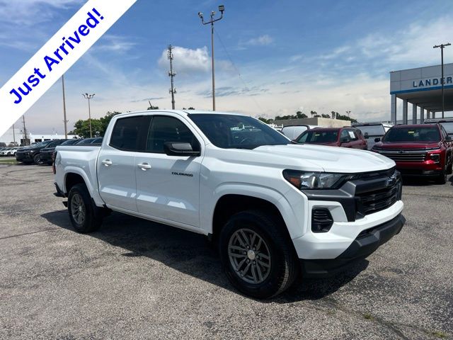 Summit White 2024 Chevrolet Colorado LT Crew Cab RWD Pickup Truck 4X2 8-Speed Automatic