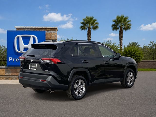 Used 2025 Midnight Black Metallic Toyota XLE image 5