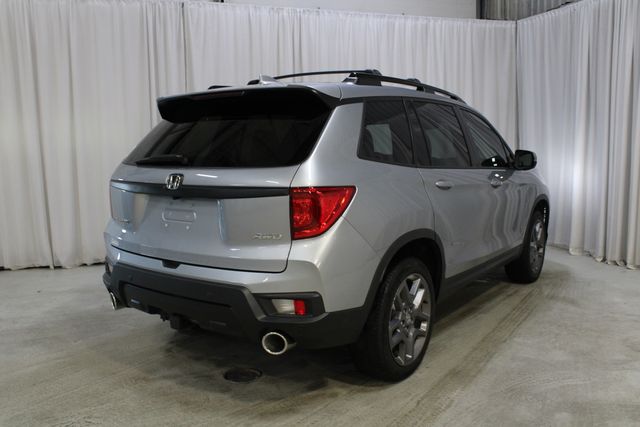 Used 2023 Silver Honda EX-L image 27