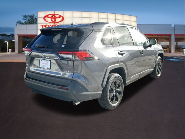 2021 Toyota RAV4 LE 29