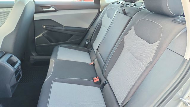 2023 Volkswagen Taos