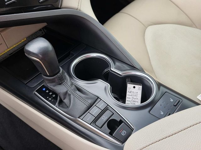 2020 Toyota Camry XLE photo