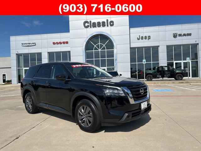 Super Black 2025 Nissan Pathfinder S FWD SUV / Crossover Front-Wheel Drive 9-Speed Automatic
