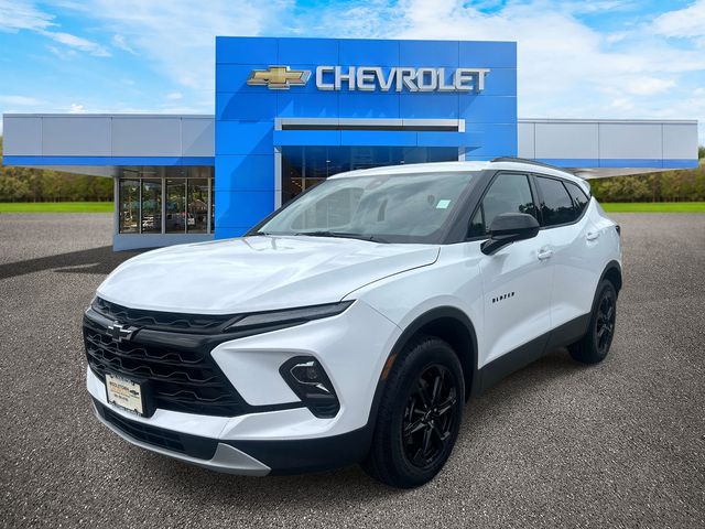 Summit White 2025 Chevrolet Blazer SUV / Crossover All-Wheel Drive 9-Speed Automatic Overdrive