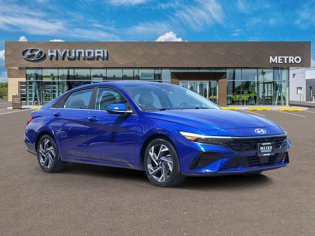 2024 Hyundai Elantra Limited FWD