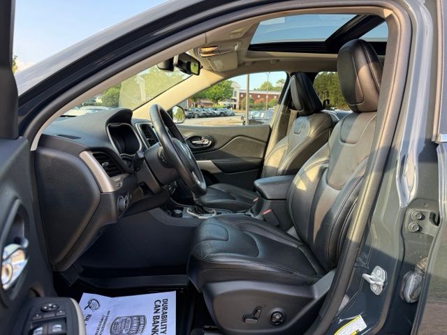 Used 2018 Jeep Cherokee SUV