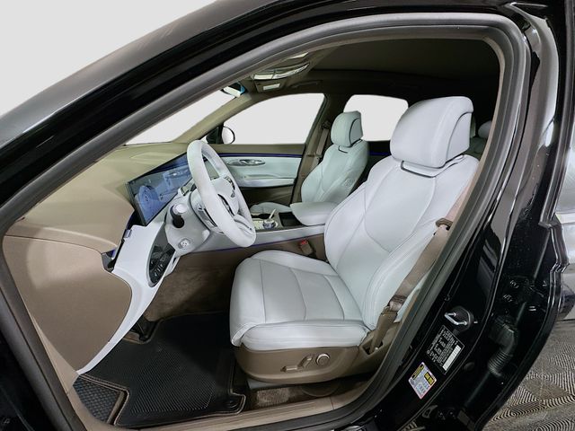 Thumbnail: 2026 Genesis GV70 - 16