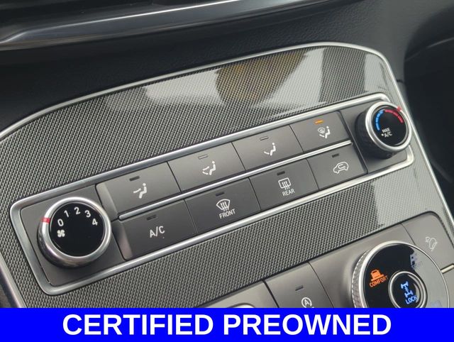 2022 Hyundai Santa Fe SEL photo
