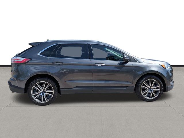 2020 Ford Edge Titanium - 3