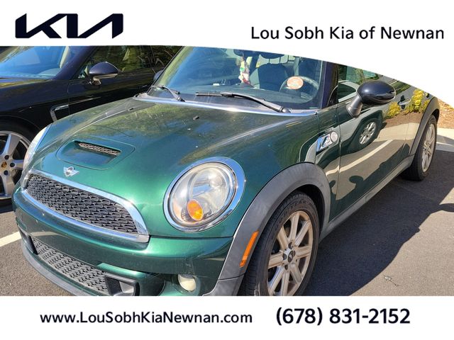 British Racing Green Metallic 2013 MINI Cooper S Hatchback FWD Hatchback Front-Wheel Drive 6-Speed Automatic