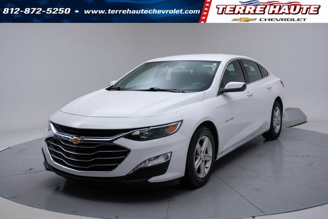 Summit White 2024 Chevrolet Malibu Sedan Front-Wheel Drive Continuously Variable Transmission