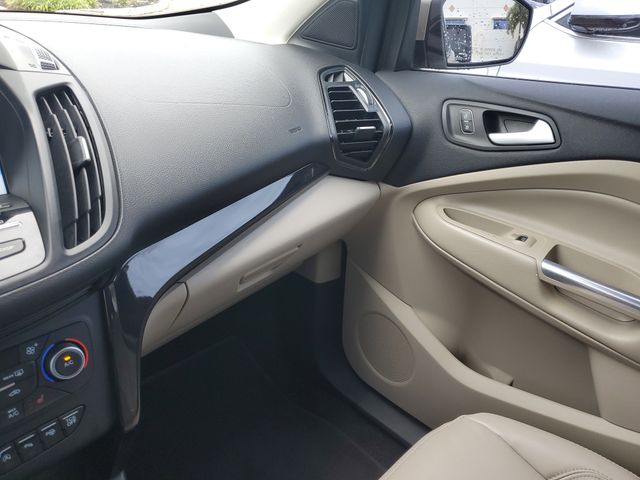 2018 Ford Escape Titanium photo 32