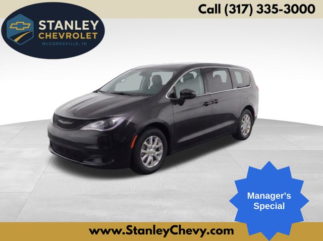 Brilliant Black Crystal Pearlcoat 2023 Chrysler Voyager LX FWD Minivan Front-Wheel Drive 9-Speed Automatic