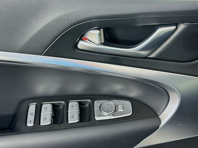 Thumbnail: 2026 Genesis G70 - 18
